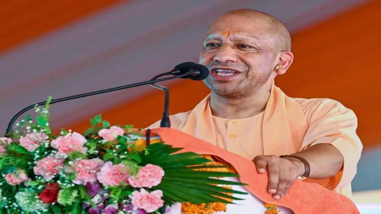 UP News: उत्तराखंड महोत्सव में बढ़ेगी रौनक, आज शाम 7 बजे गोमती तट पर पहुंचेंगे सीएम योगी