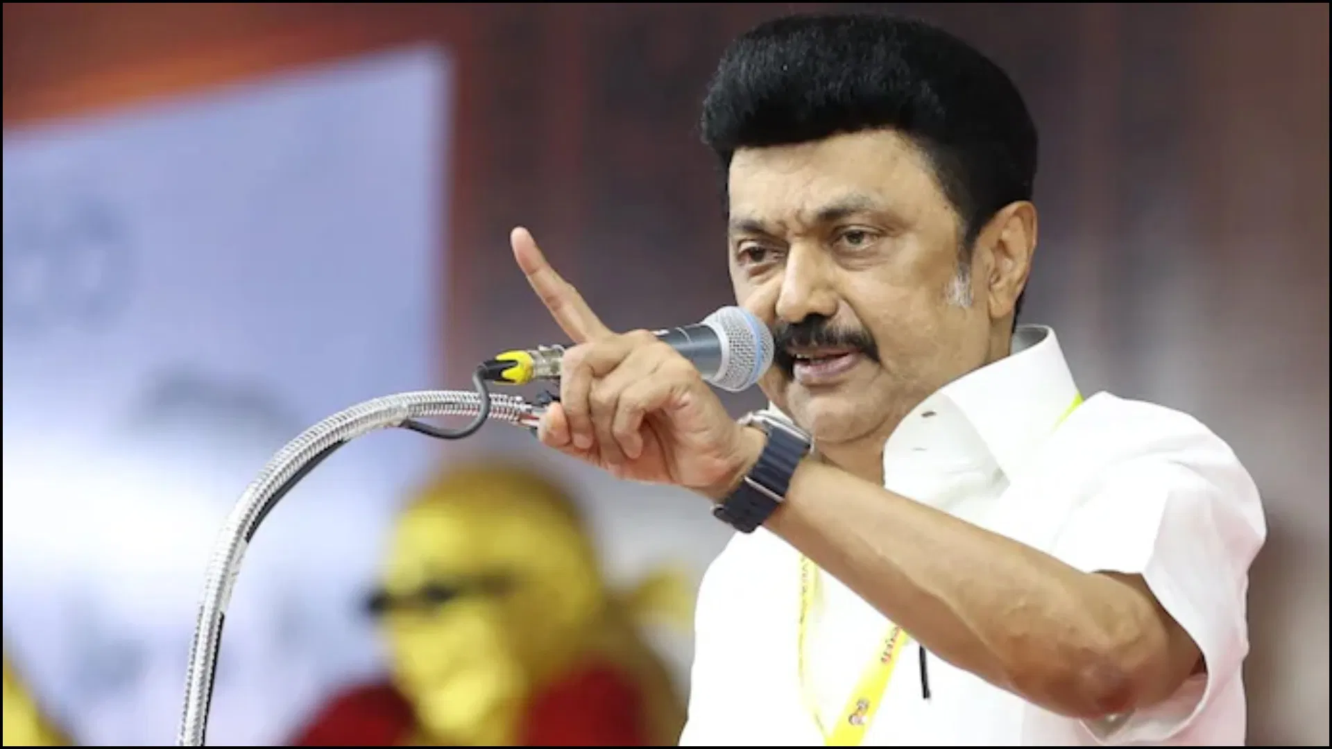 पोंगल से पहले सीएम स्टालिन की सौगात: राशन कार्ड धारकों को ₹3000 नकद, उपहार सेट