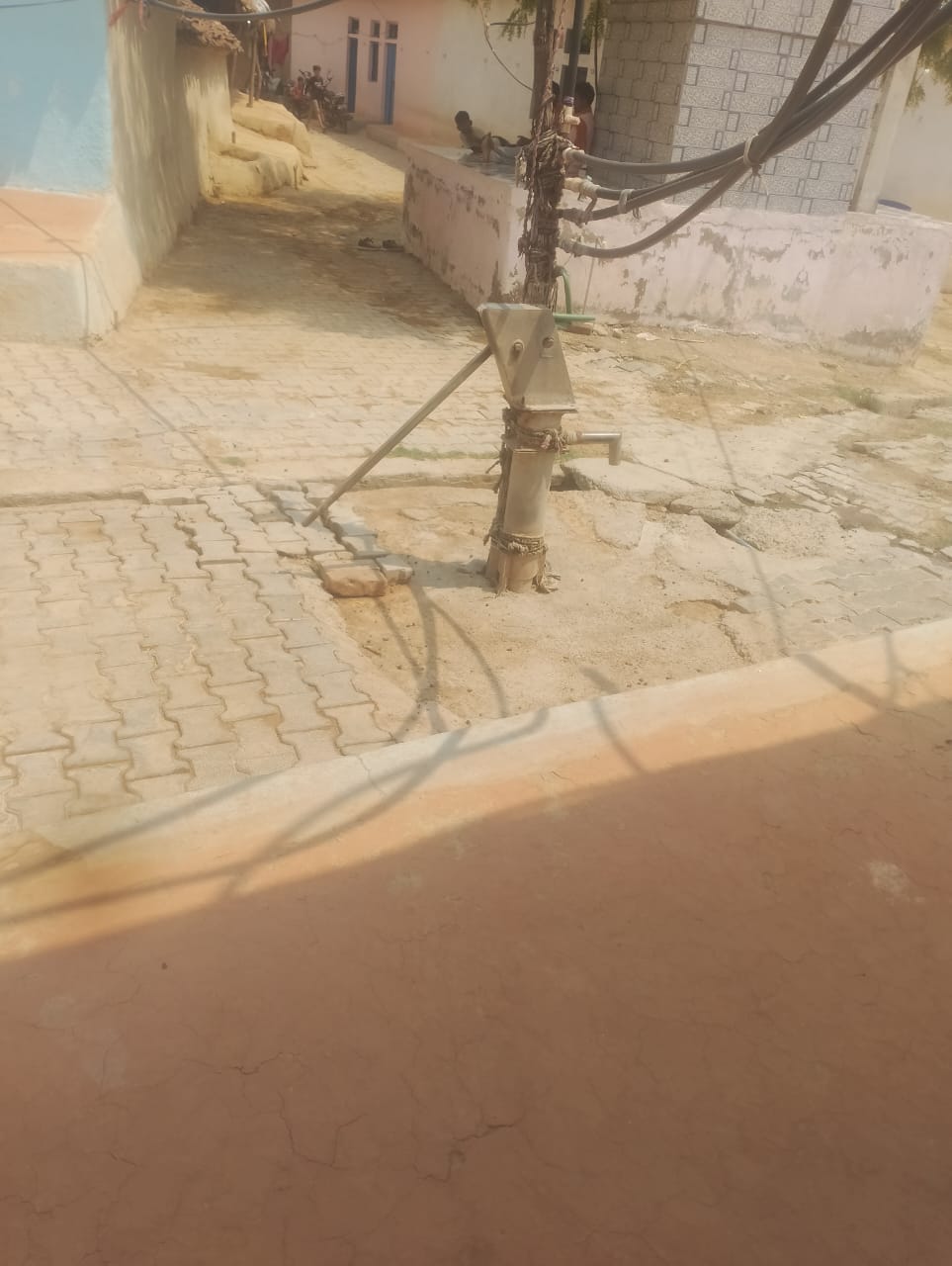 बिना मरम्मत हुए ही निकल गए 5 लाख से ज्यादा, ग्राम पंचायत में भ्रष्टाचार के गंभीर आरोप बिना मरम्मत हुए ही निकल गए 5 लाख से ज्यादा, ग्राम पंचायत में भ्रष्टाचार के गंभीर आरोप