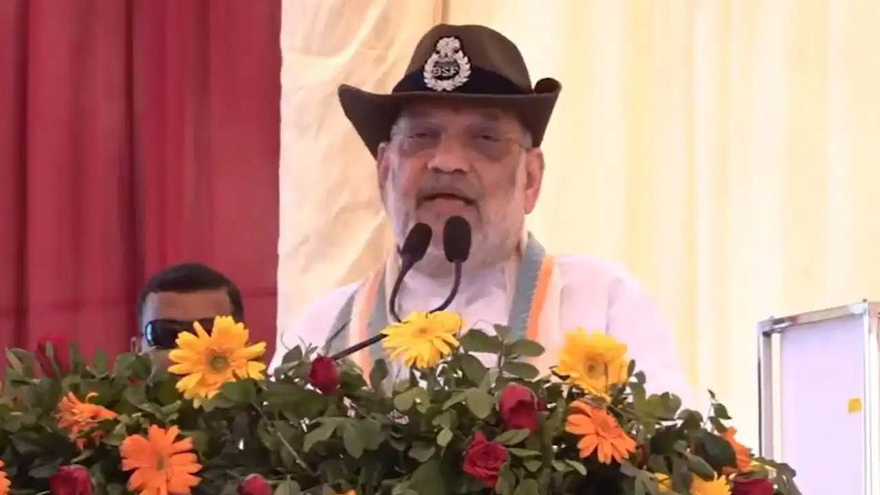 अमित शाह का पाकिस्तान पर बड़ा हमला! बीकानेर बॉर्डर से 1965 युद्ध का किया जिक्र अमित शाह का पाकिस्तान पर बड़ा हमला! बीकानेर बॉर्डर से 1965 युद्ध का किया जिक्र