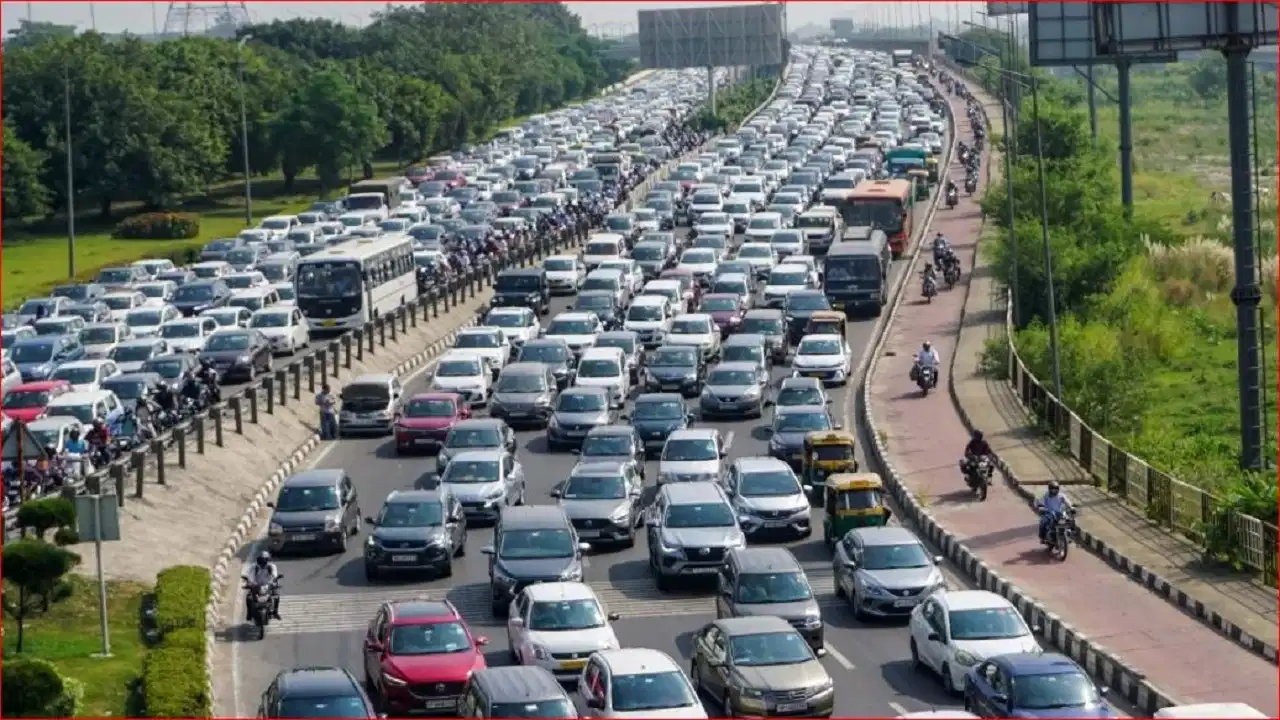 द्वारका एक्सप्रेसवे पर जाम से राहत की तैयारी! NHAI ने बनाया बड़ा मास्टरप्लान द्वारका एक्सप्रेसवे पर जाम से राहत की तैयारी! NHAI ने बनाया बड़ा मास्टरप्लान