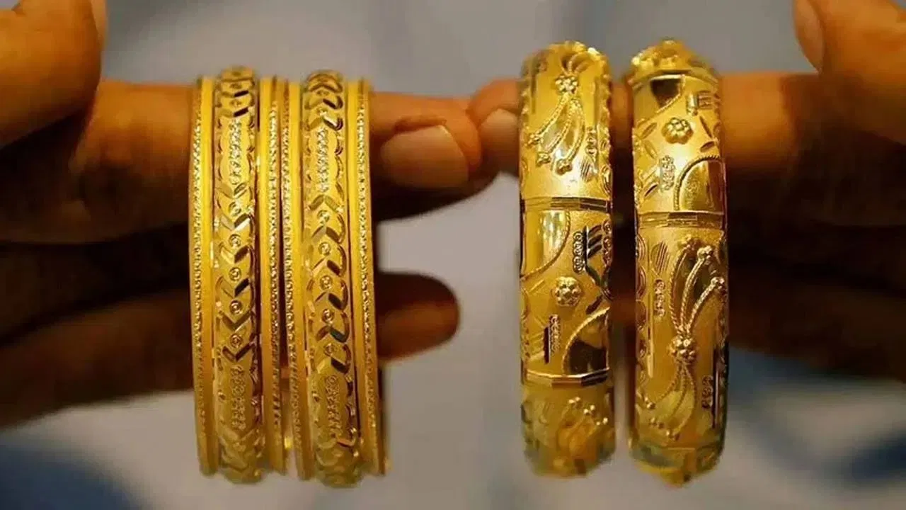 आज सोने के दाम में गिरावट, जानिए 10 ग्राम गोल्ड का नया भाव आज सोने के दाम में गिरावट, जानिए 10 ग्राम गोल्ड का नया भाव
