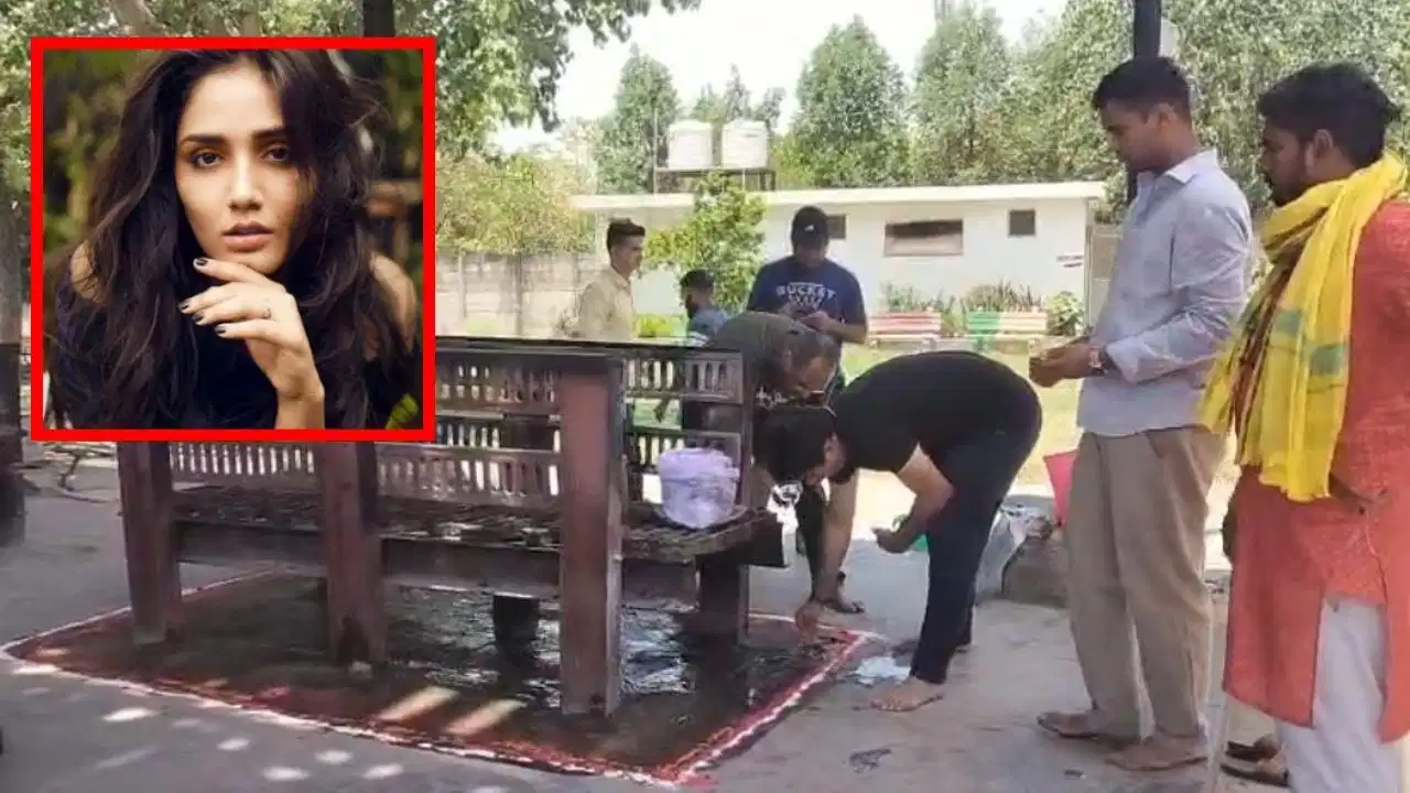 ट्विशा की अस्थियां ऋषिकेश में होंगी प्रवाहित, भाई ने बताई भावुक वजह ट्विशा की अस्थियां ऋषिकेश में होंगी प्रवाहित, भाई ने बताई भावुक वजह