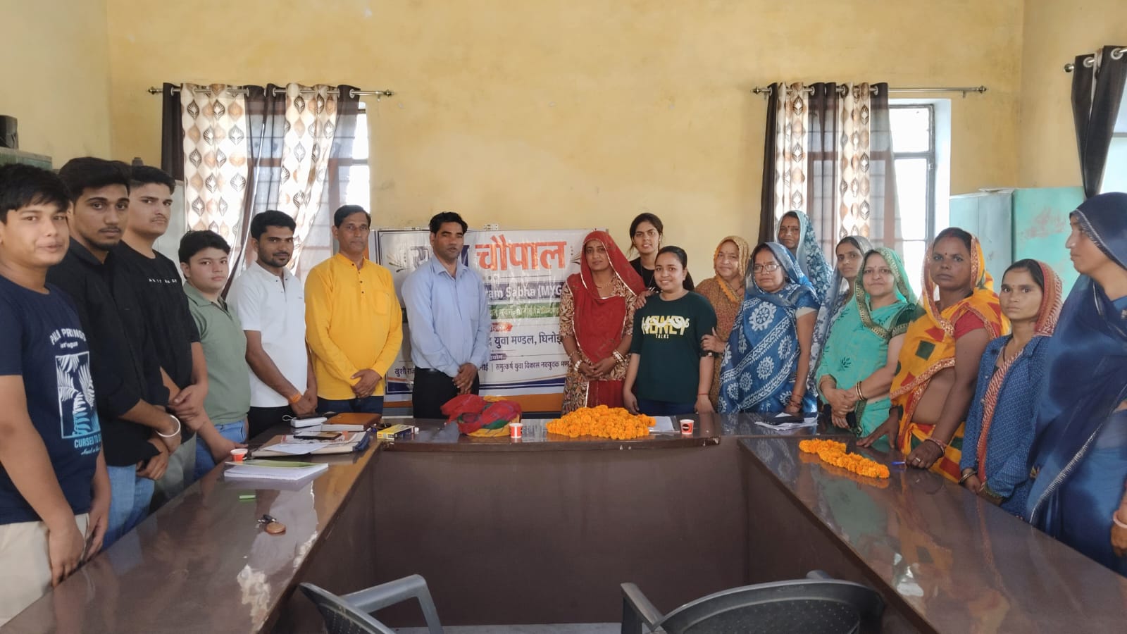 चौमू के घिनोई में युवा चौपाल: युवाओं ने रखा विकास का विजन, विकसित भारत-2047 का लिया संकल्प चौमू के घिनोई में युवा चौपाल: युवाओं ने रखा विकास का विजन, विकसित भारत-2047 का लिया संकल्प