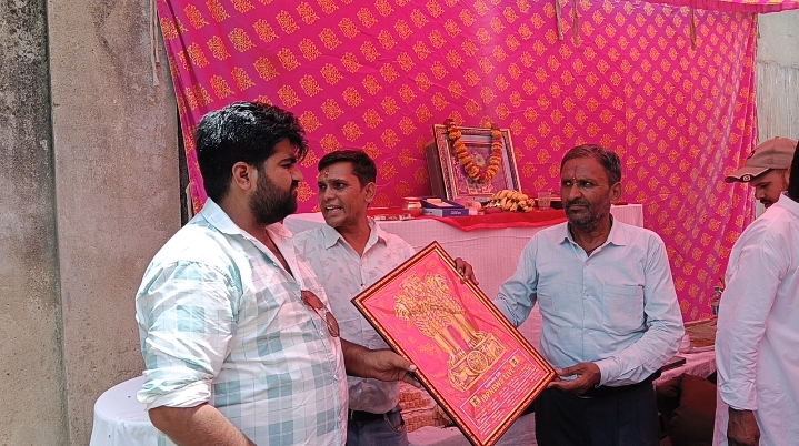 निर्जला एकादशी पर करणी विहार में सेवा का अनूठा आयोजन, श्रद्धालुओं को वितरित किया गया शरबत व आइसक्रीम