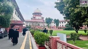 *कोर्ट परिसर में अधिवक्ताओं व पुलिस के बीच नोकझोंक, पुलिस पर अधिवक्ता के भाई को फर्जी तरीके से फंसाने व अधिवक्ता से बदसलूकी का आरोप* *कोर्ट परिसर में अधिवक्ताओं व पुलिस के बीच नोकझोंक, पुलिस पर अधिवक्ता के भाई को फर्जी तरीके से फंसाने व अधिवक्ता से बदसलूकी का आरोप*