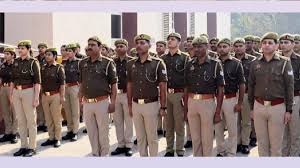 *कोर्ट: पुलिस कमिश्नर पर दस दिन में कार्रवाई करें डीजीपी*