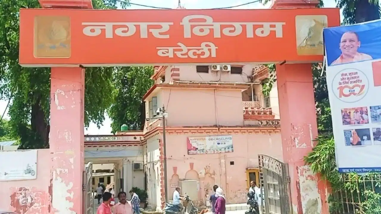 हाउस, वाटर और सीवर टैक्स बकायेदारों पर सख्ती, 20 हजार संपत्तियों की कुर्की की तैयारी हाउस, वाटर और सीवर टैक्स बकायेदारों पर सख्ती, 20 हजार संपत्तियों की कुर्की की तैयारी