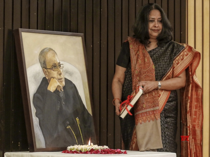 Sharmistha Mukherjee: क्या काम करती हैं प्रणब मुखर्जी की बेटी शर्मिष्ठा मुखर्जी, कहां से होती है उनकी कमाई? Sharmistha Mukherjee: क्या काम करती हैं प्रणब मुखर्जी की बेटी शर्मिष्ठा मुखर्जी, कहां से होती है उनकी कमाई?