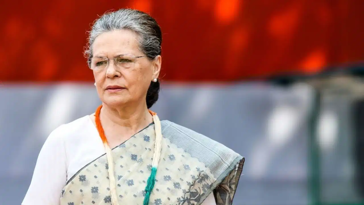 गाजा और ईरान-अमेरिका तनाव पर सोनिया गांधी ने सरकार को घेरा, विदेश नीति पर उठाए सवाल