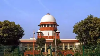 CAPF मामलों पर सुप्रीम कोर्ट का बड़ा फैसला, दिल्ली हाईकोर्ट को सुनवाई का अधिकार CAPF मामलों पर सुप्रीम कोर्ट का बड़ा फैसला, दिल्ली हाईकोर्ट को सुनवाई का अधिकार