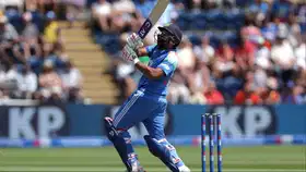Rohit Sharma का ऐतिहासिक शतक, सचिन तेंदुलकर को छोड़ा पीछे, इंग्लैंड में रचे दो बड़े रिकॉर्ड Rohit Sharma का ऐतिहासिक शतक, सचिन तेंदुलकर को छोड़ा पीछे, इंग्लैंड में रचे दो बड़े रिकॉर्ड