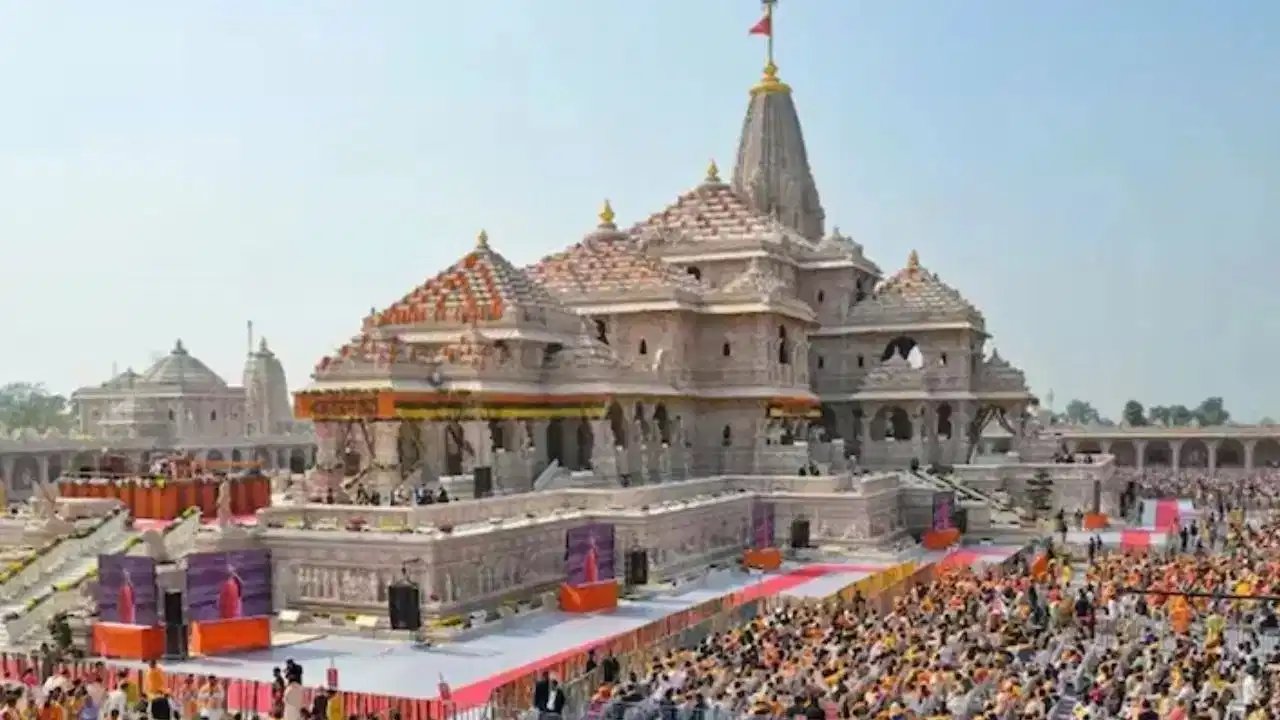 राम मंदिर चढ़ावा चोरी के बाद बड़ा प्रशासनिक फैसला, गणना कार्य से जुड़े कर्मियों को हटाया गया, नई टीम करेगी जिम्मेदारी संभालेगी राम मंदिर चढ़ावा चोरी के बाद बड़ा प्रशासनिक फैसला, गणना कार्य से जुड़े कर्मियों को हटाया गया, नई टीम करेगी जिम्मेदारी संभालेगी
