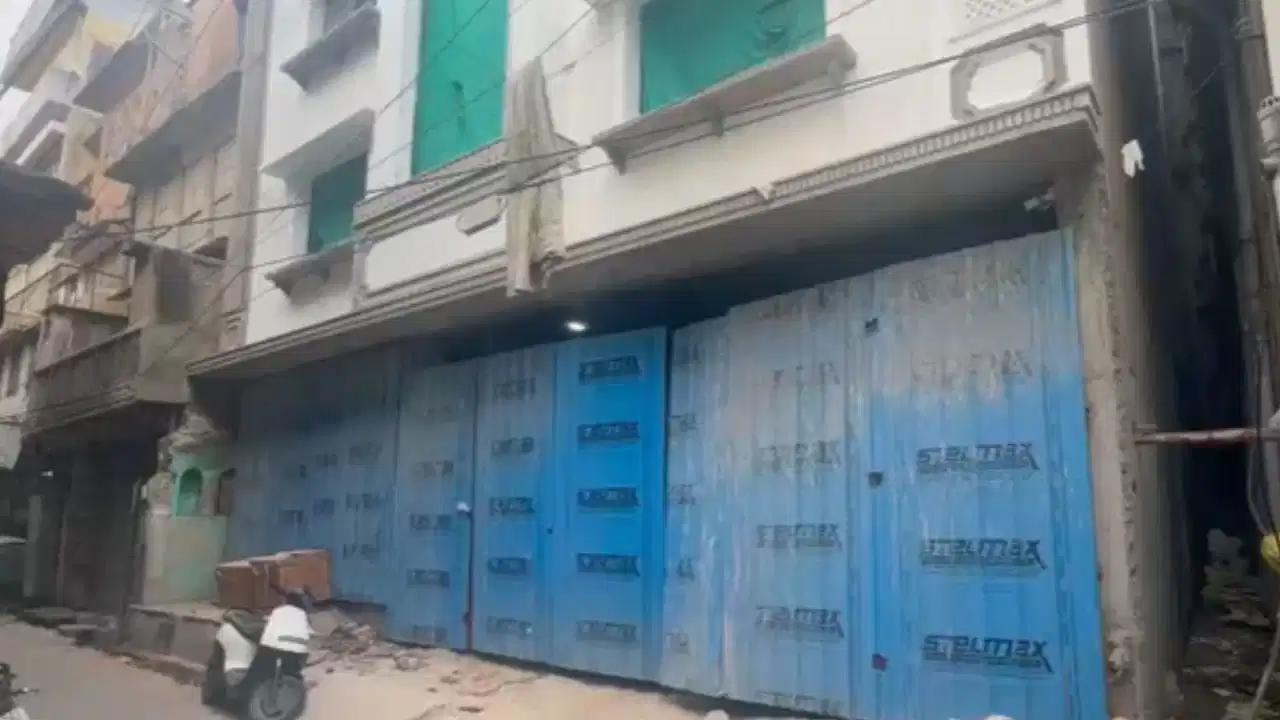 हवेली की खुदाई में मिला खजाना गायब! 45 किलो चांदी की सिल्लियां और सोने के सिक्कों वाले 15 कलश लेकर फरार होने का आरोप
