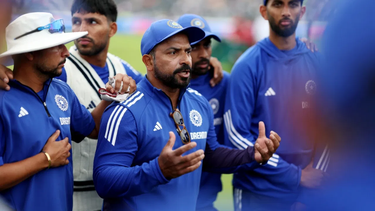 Team India Update: रोहित शर्मा के करीबी ने छोड़ा टीम इंडिया का साथ, जिम्बाब्वे दौरे पर नहीं हुए शामिल