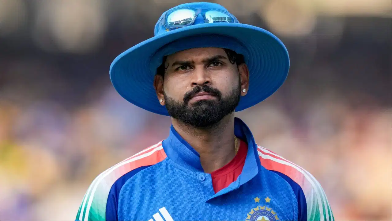 ZIM vs IND: ‘डर नहीं, सिर्फ अटैक’… जिम्बाब्वे दौरे से पहले श्रेयस अय्यर ने खिलाड़ियों को दिया बड़ा मंत्र ZIM vs IND: ‘डर नहीं, सिर्फ अटैक’… जिम्बाब्वे दौरे से पहले श्रेयस अय्यर ने खिलाड़ियों को दिया बड़ा मंत्र