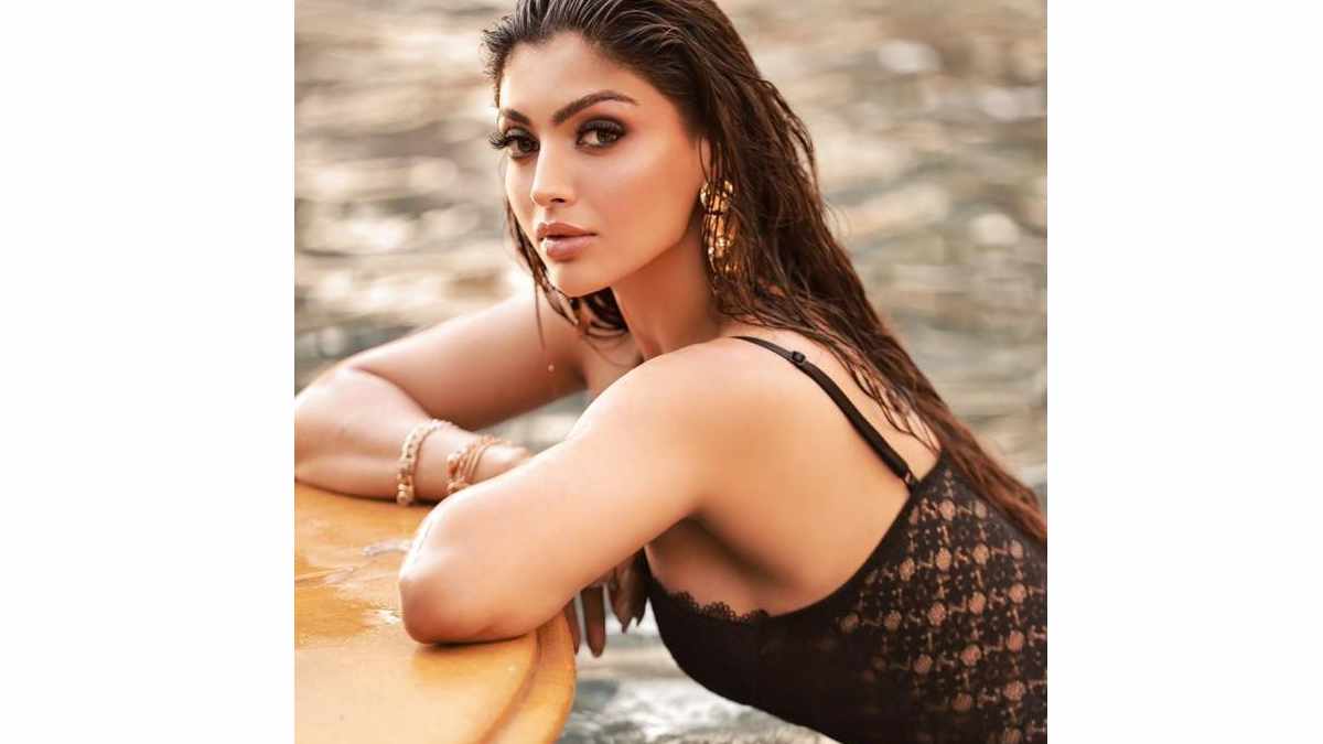 प्रोटेस्ट में शामिल होने के लिए एक्टर्स को मिलते हैं पैसे? आकांक्षा पुरी के दावे से मची हलचल प्रोटेस्ट में शामिल होने के लिए एक्टर्स को मिलते हैं पैसे? आकांक्षा पुरी के दावे से मची हलचल