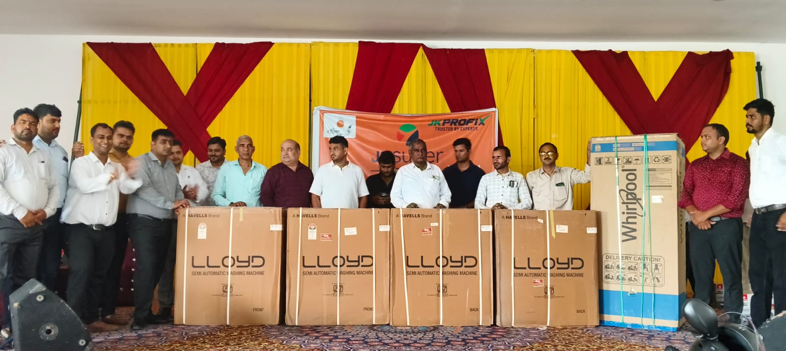जेके सुपर सीमेंट की प्रगति स्कीम में सब-डीलरों का सम्मान, 4 को मिली मोटरसाइकिल