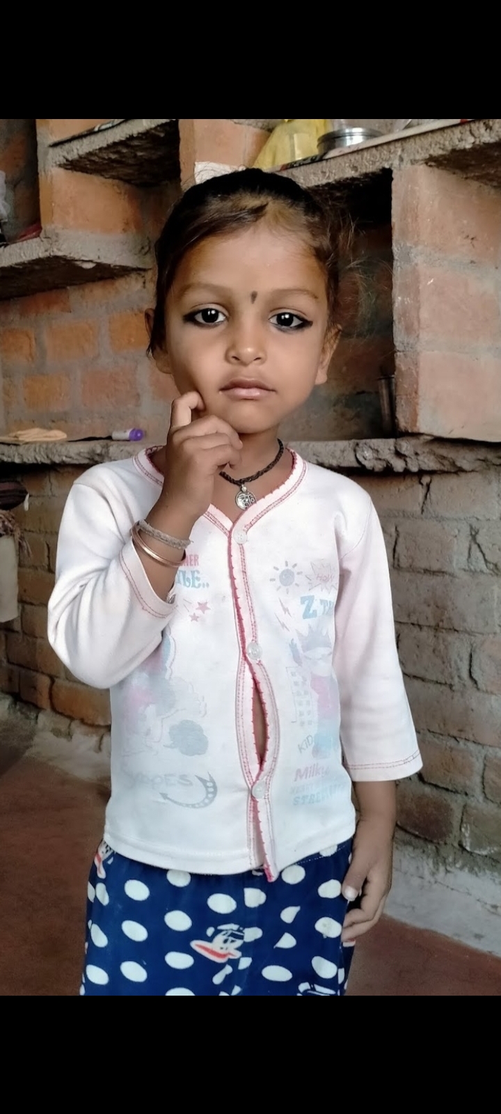 जालौन में युवक को नग्न कर बेरहमी से पीटा, वीडियो वायरल होने के बाद पुलिस से न्याय की गुहार जालौन में युवक को नग्न कर बेरहमी से पीटा, वीडियो वायरल होने के बाद पुलिस से न्याय की गुहार