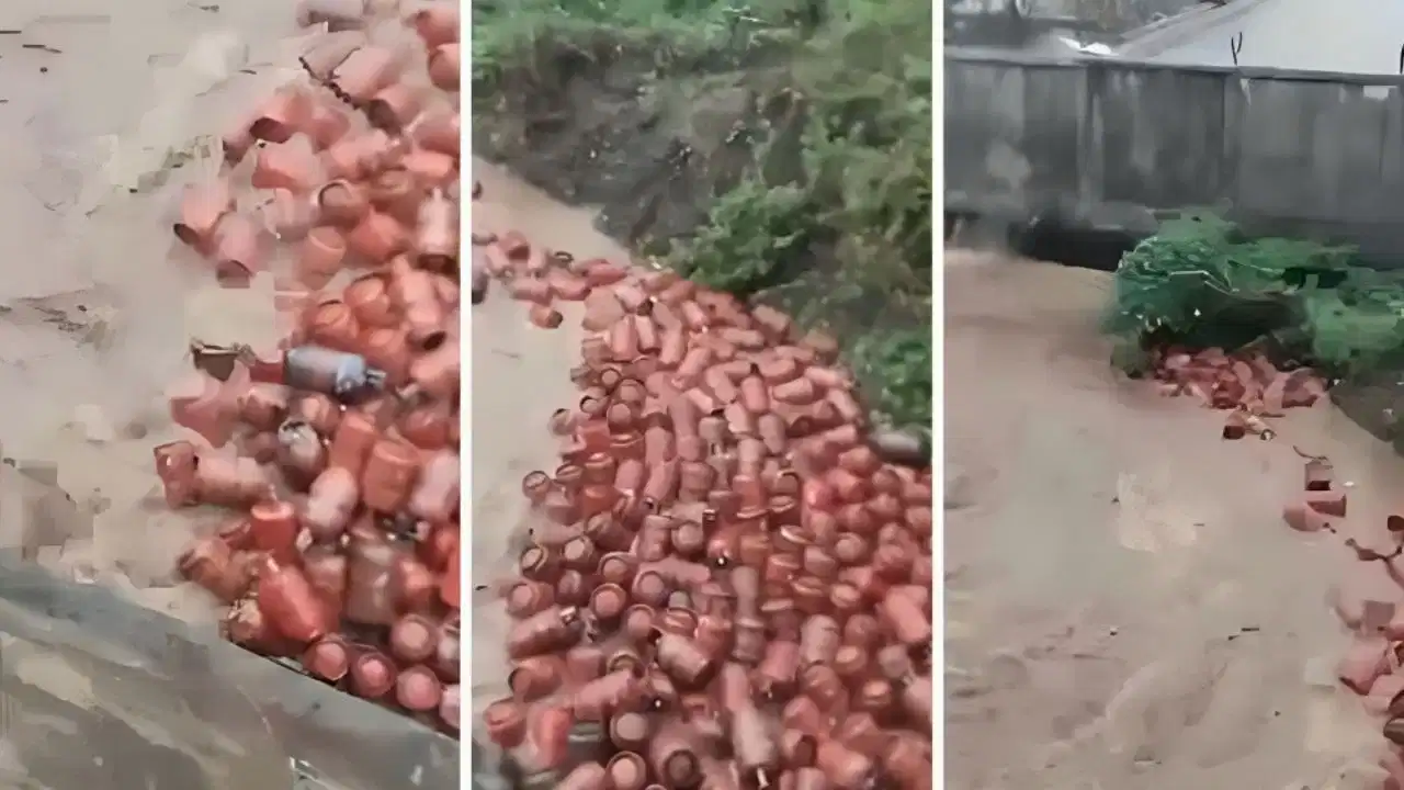 उफनती नदी में बह गए 3,000 LPG सिलेंडर, प्रशासन अलर्ट! कलेक्टर की चेतावनी— ‘भूलकर भी न छुएं, जान पर बन सकती है बात’