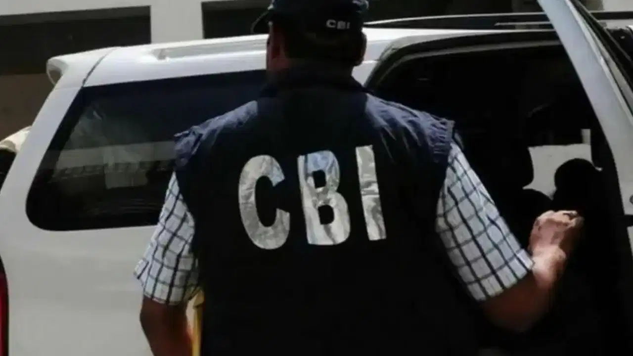 जम्मू-कश्मीर में CBI का शिकंजा, डोडा में रिश्वत लेते PWD इंजीनियर गिरफ्तार