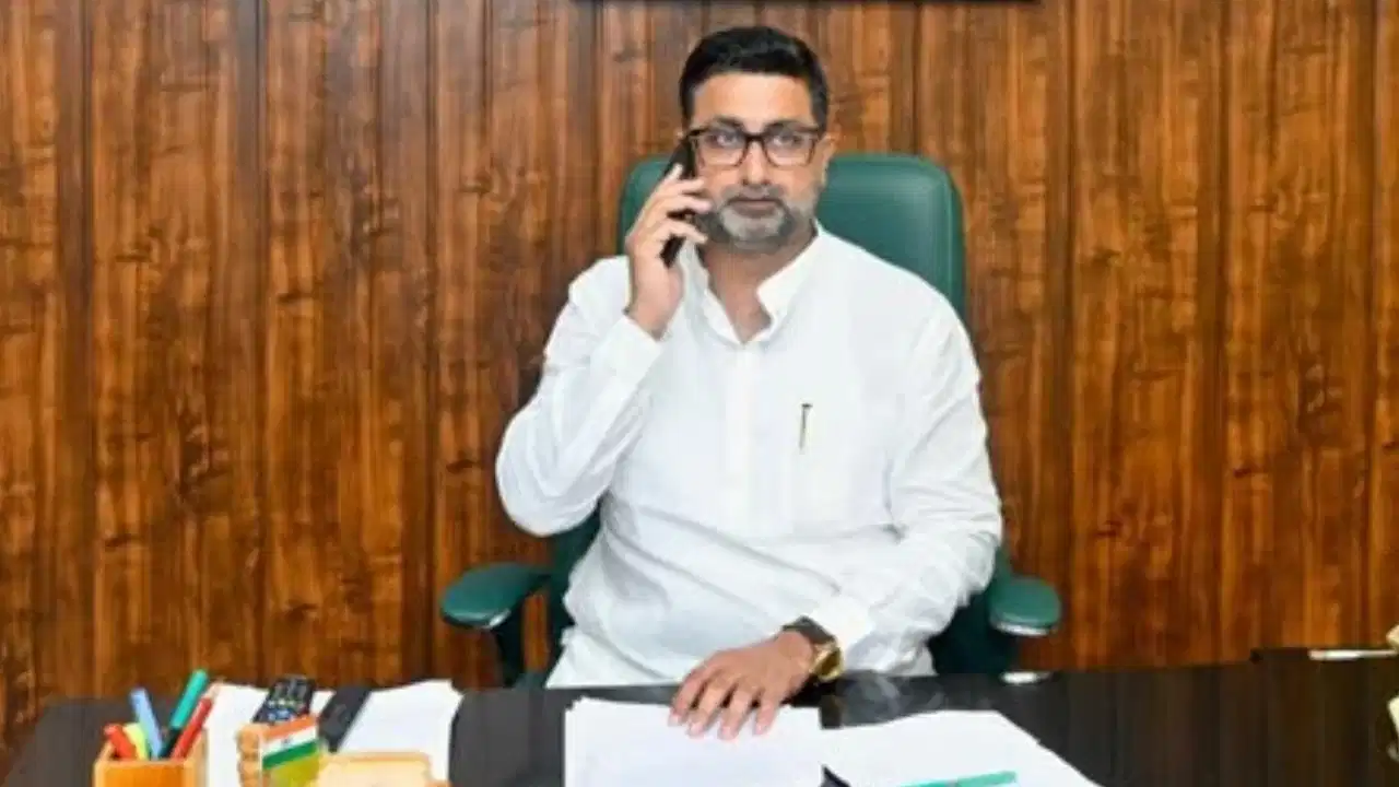 UP वक्फ बोर्ड में होंगे 2 हिंदू सदस्य, नए कानून के तहत होगा पुनर्गठन; दानिश अंसारी ने दी जानकारी