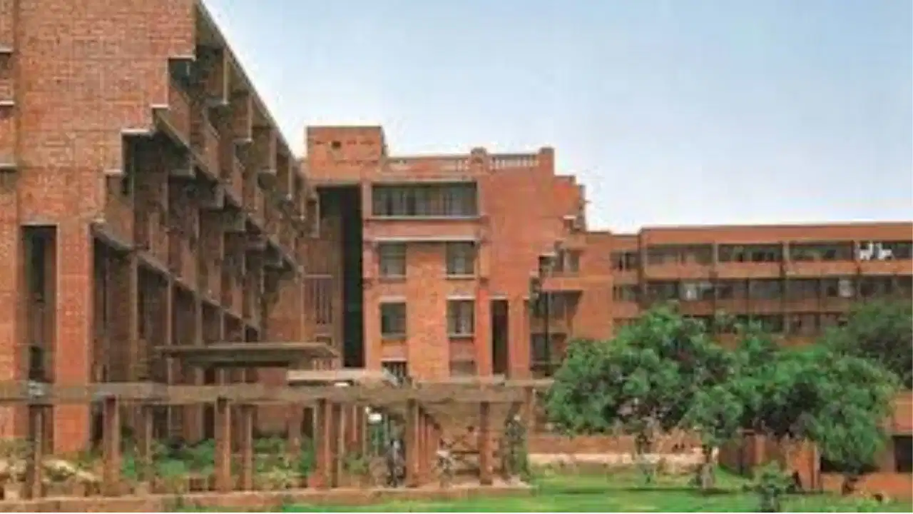 JNU Admission 2026: जेएनयू में UG और COP कोर्स के लिए आवेदन प्रक्रिया शुरू, 22 जुलाई तक करें ऑनलाइन अप्लाई