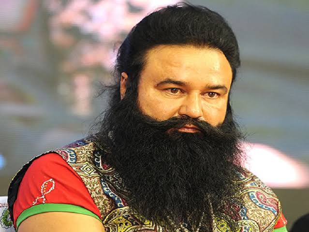 राम रहीम की 17वीं बार रिहाई पर कांग्रेस का बीजेपी पर हमला, पवन खेड़ा बोले- ‘मगरमच्छ के आंसू बहा रही पार्टी’ राम रहीम की 17वीं बार रिहाई पर कांग्रेस का बीजेपी पर हमला, पवन खेड़ा बोले- ‘मगरमच्छ के आंसू बहा रही पार्टी’