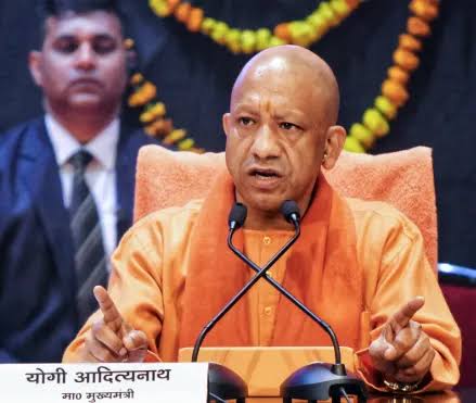 मदरसे नहीं दे पाएंगे कामिल-फाजिल की डिग्री! योगी सरकार ले सकती है बड़ा फैसला मदरसे नहीं दे पाएंगे कामिल-फाजिल की डिग्री! योगी सरकार ले सकती है बड़ा फैसला