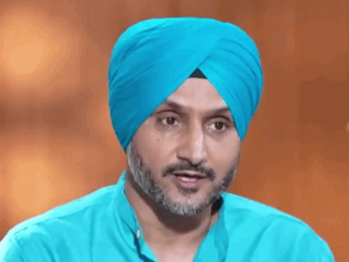 ‘ODI क्रिकेट मर गया है…’, हरभजन सिंह के बयान पर बवाल ‘ODI क्रिकेट मर गया है…’, हरभजन सिंह के बयान पर बवाल