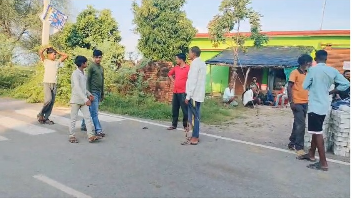 जालौन: कुदारी गांव के पास ट्रक की चपेट में आने से 60 वर्षीय बुजुर्ग की मौके पर मौत, पुलिस जांच में जुटी जालौन: कुदारी गांव के पास ट्रक की चपेट में आने से 60 वर्षीय बुजुर्ग की मौके पर मौत, पुलिस जांच में जुटी